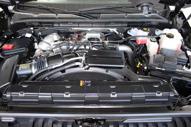 Used 2025 GMC Sierra 2500 AT4 w/ AT4 Premium Plus Package AWD/4WD image 28