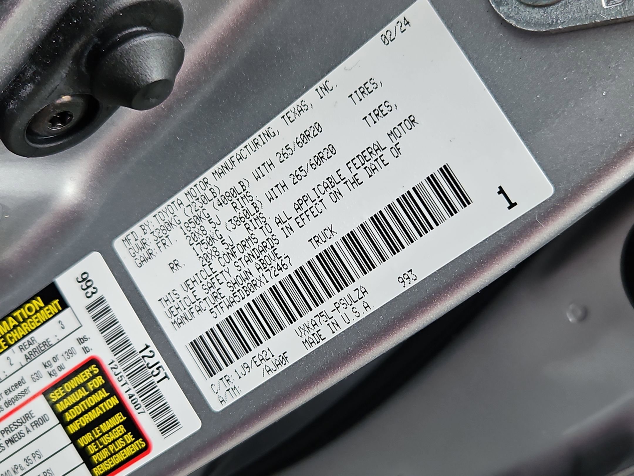 Used 2024 Toyota Tundra Limited w/ TRD Off-Road Package image 33