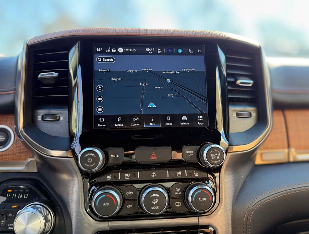 Used 2022 RAM 1500 Limited w/ Body Color Bumper Group image 9