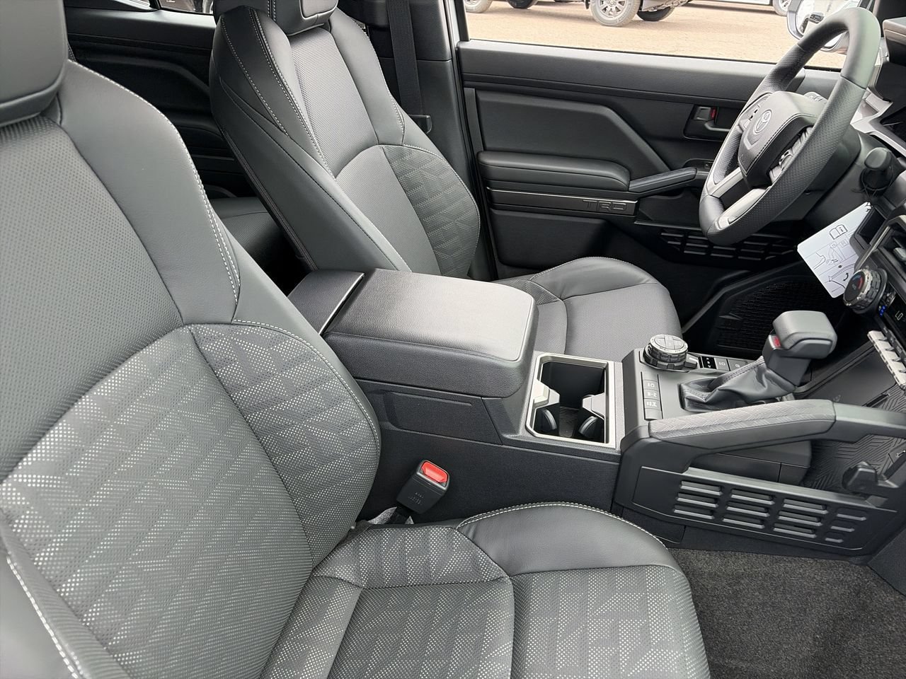 New 2026 Toyota 4Runner TRD Off-Road Premium AWD/4WD image 24