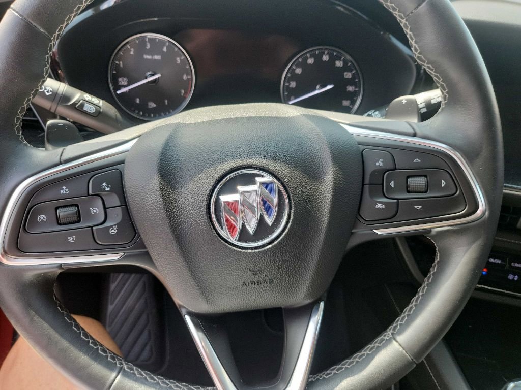 Used 2022 Buick Envision Essence w/ Safety Package image 9