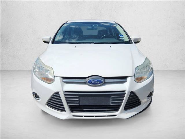 Used 2013 Ford Focus SE FWD image 2