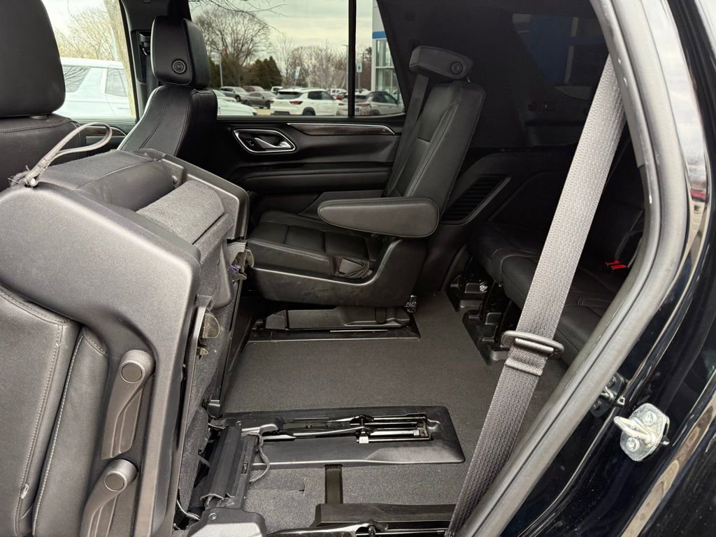 Used 2022 Chevrolet Tahoe LT w/ Luxury Package image 10