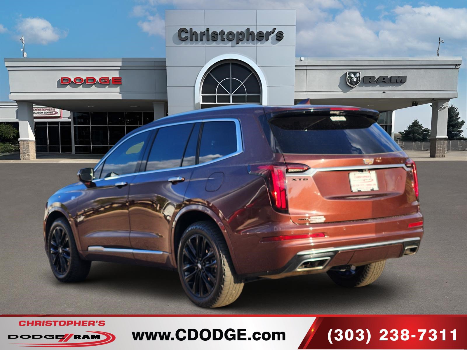 Used 2022 Cadillac XT6 Premium Luxury w/ Platinum Package AWD/4WD image 5