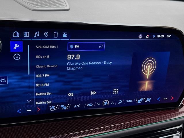 Used 2024 Chevrolet Traverse RS image 16