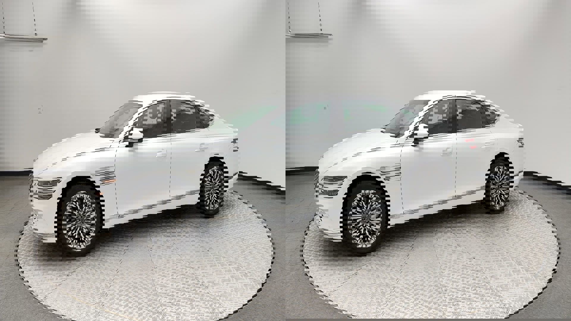 Certified 2024 Genesis G80 image 6