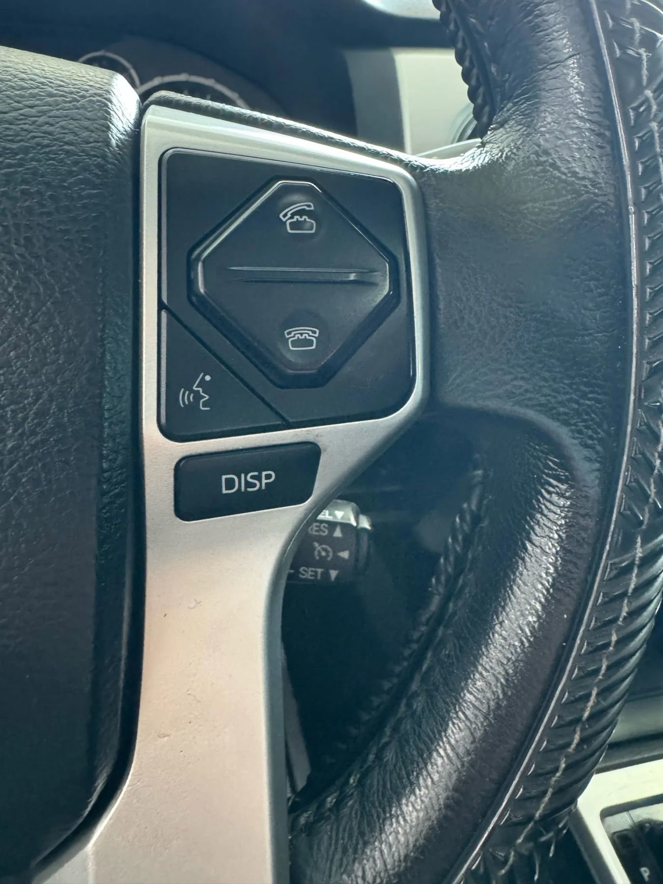 Used 2017 Toyota Tundra Limited w/ Limited Premium Package AWD/4WD image 24