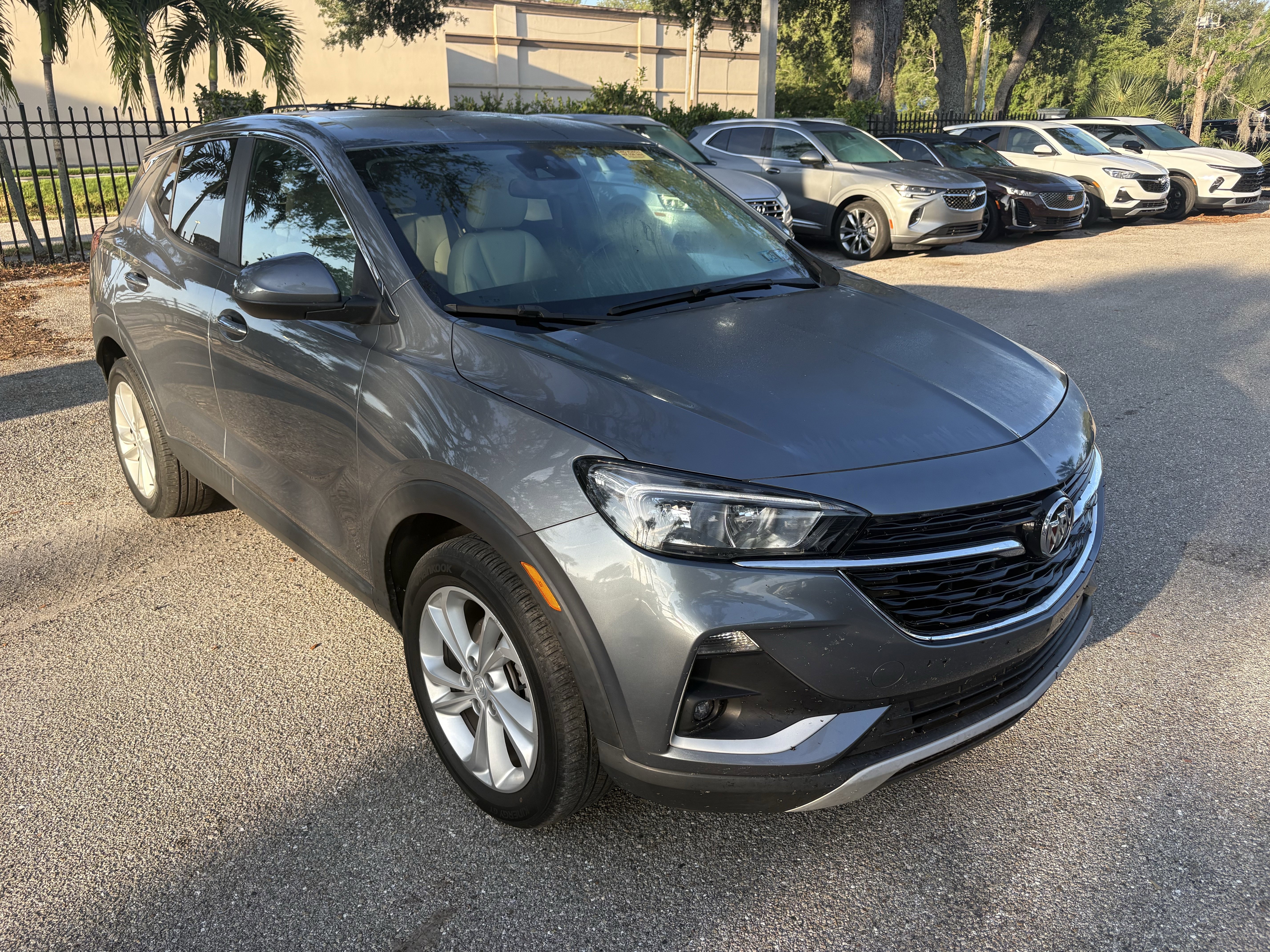 Used 2021 Buick Encore GX Preferred w/ Cold Weather Comfort Package FWD image 1