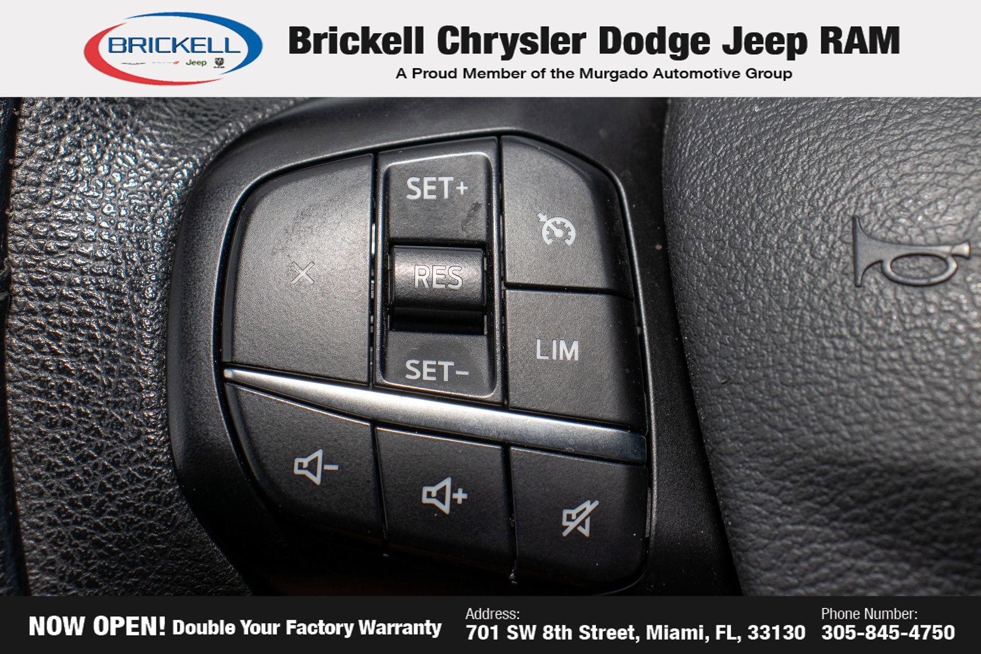 Used 2023 Ford E-Transit Medium Roof image 24