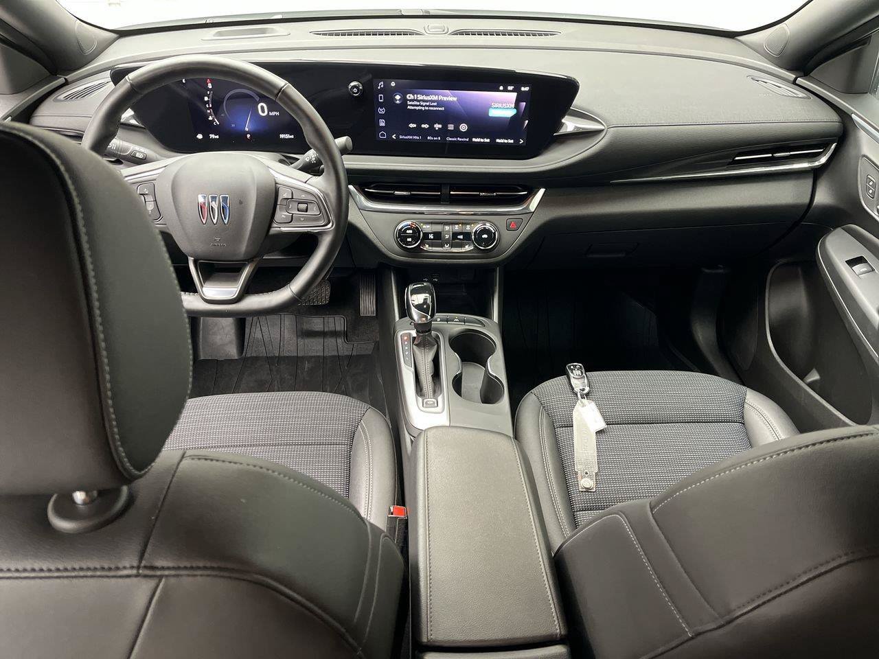 Certified 2025 Buick Envista Preferred w/ Convenience I Package FWD image 4