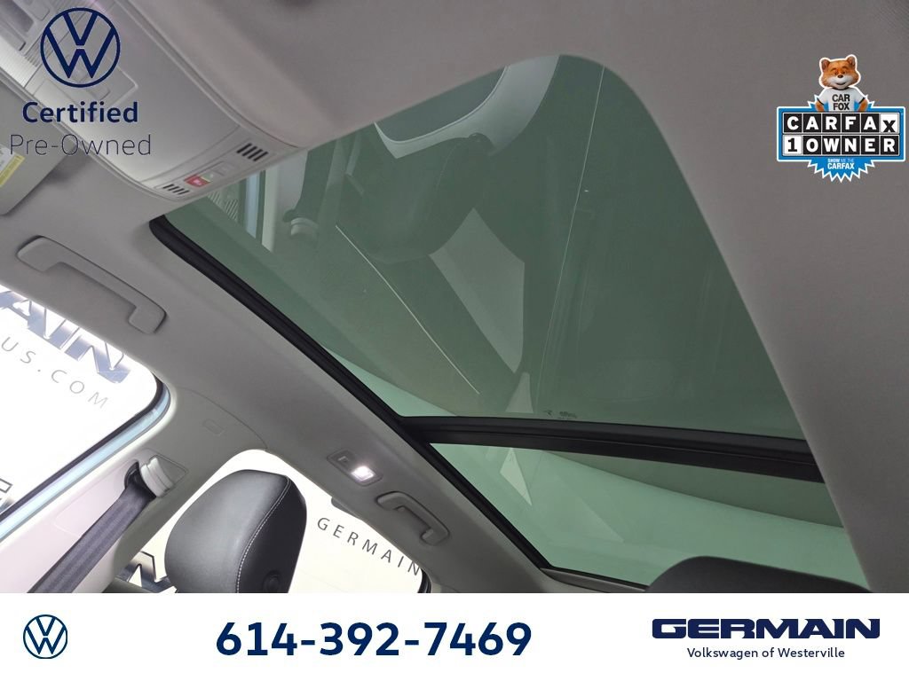 Certified 2025 Volkswagen Taos SE w/ Panoramic Sunroof Package AWD/4WD image 30