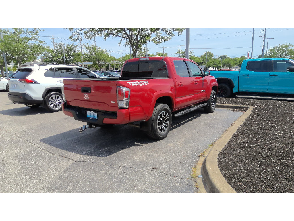 Certified 2022 Toyota Tacoma TRD Sport AWD/4WD image 6