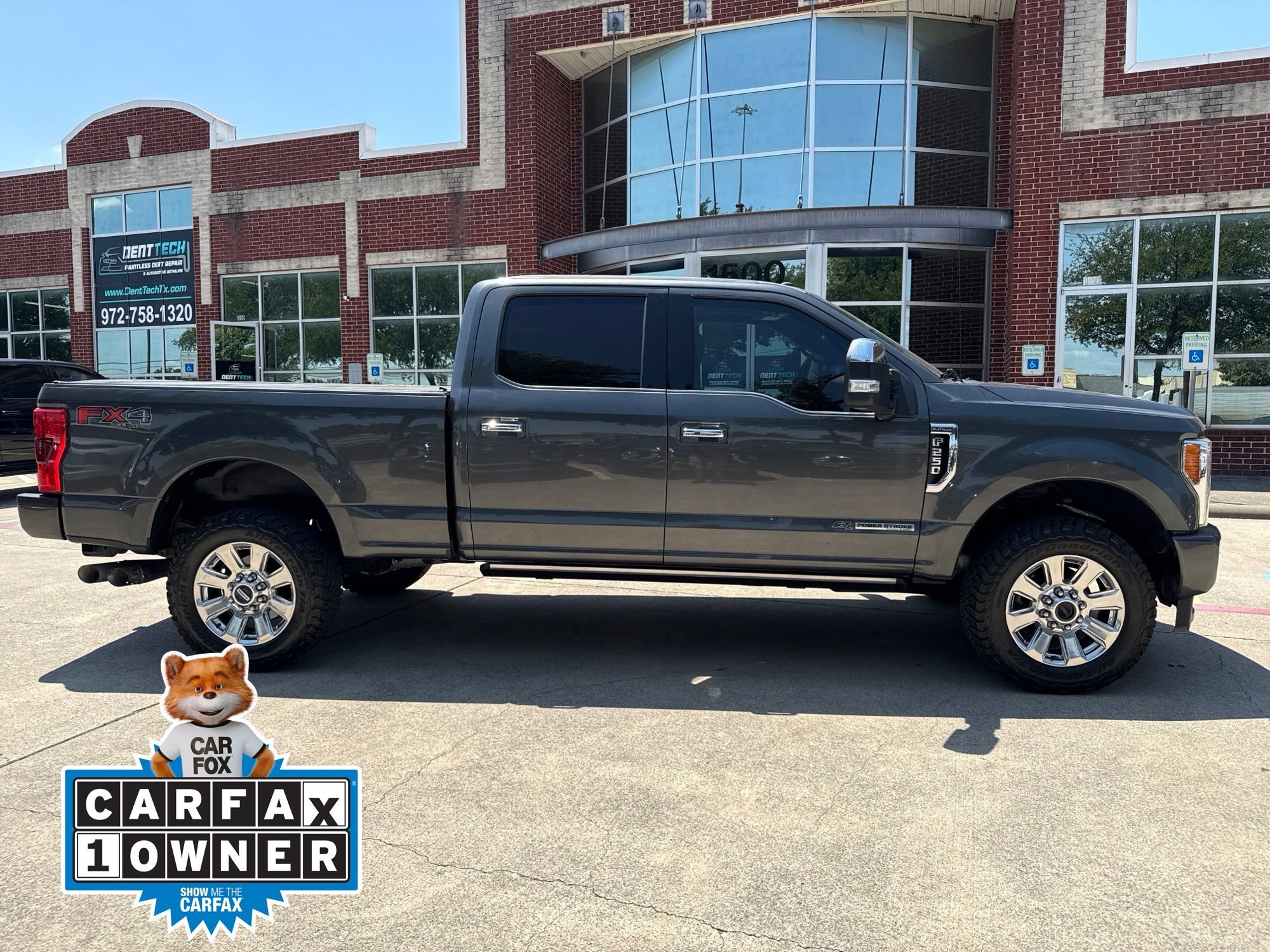 Used 2018 Ford F250 Platinum w/ Platinum Ultimate Package AWD/4WD image 2
