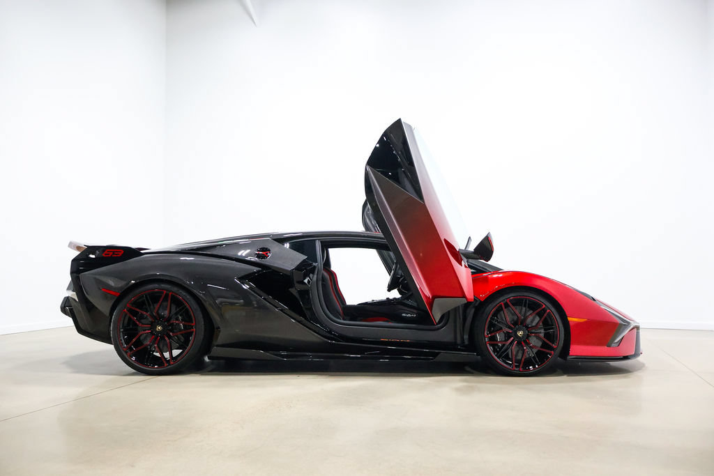 Used 2021 Lamborghini Sian Coupe AWD/4WD image 61