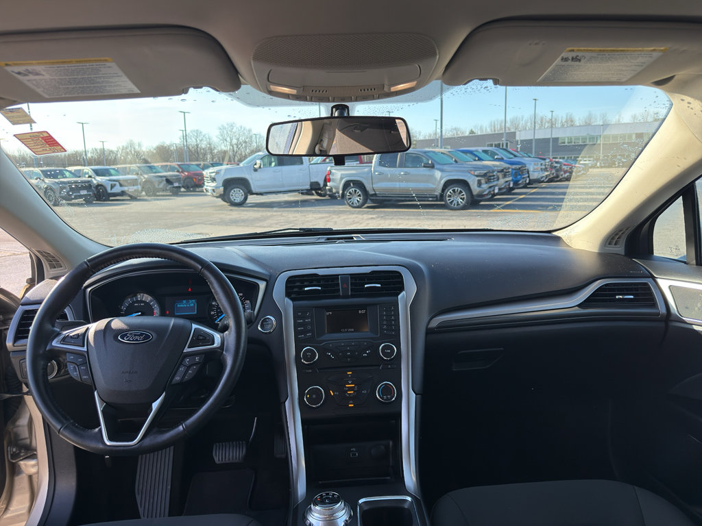 Used 2017 Ford Fusion S w/ Equipment Group 101A FWD image 27