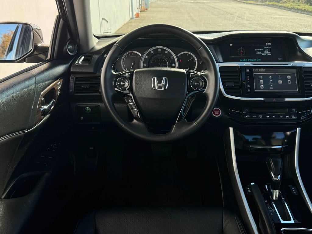 Used 2016 Honda Accord EX-L image 13