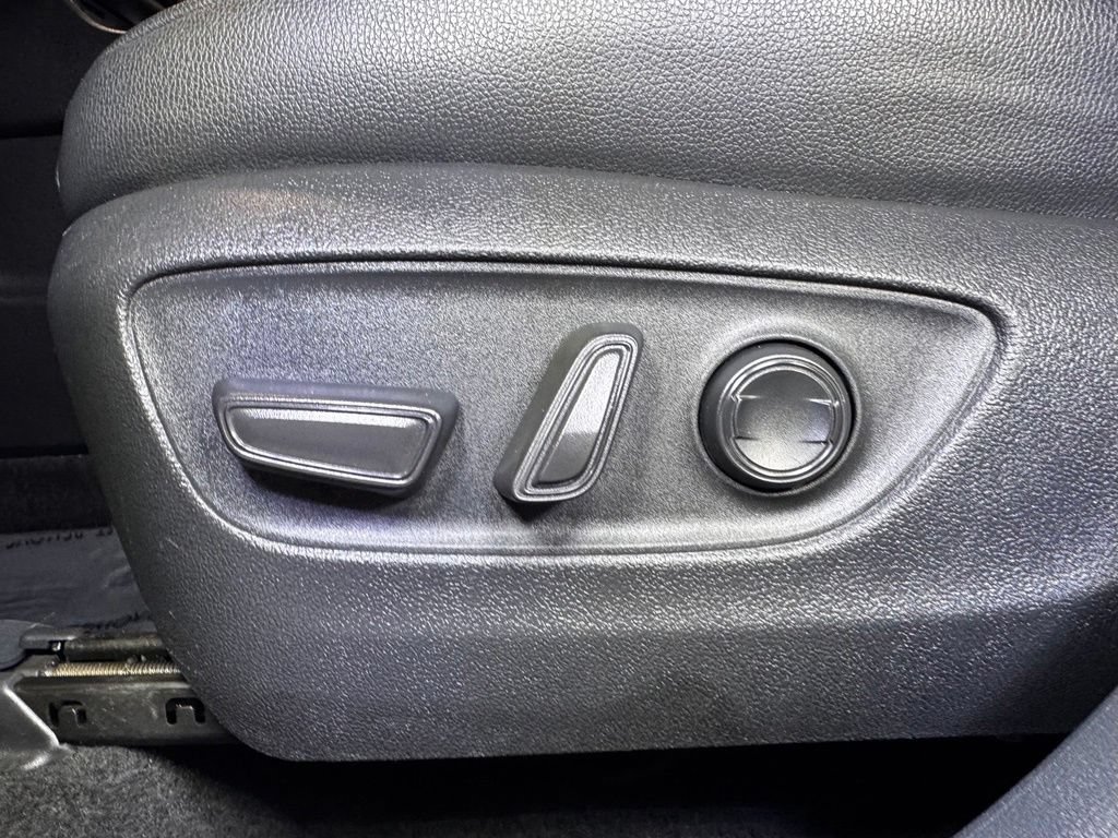 Certified 2024 Toyota Grand Highlander AWD Hybrid image 27