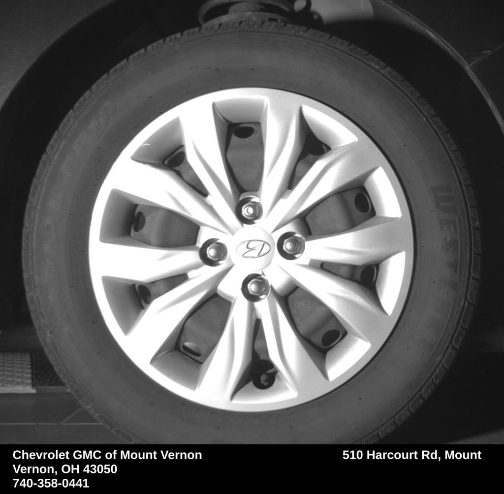 Used 2021 Hyundai Accent SE FWD image 14