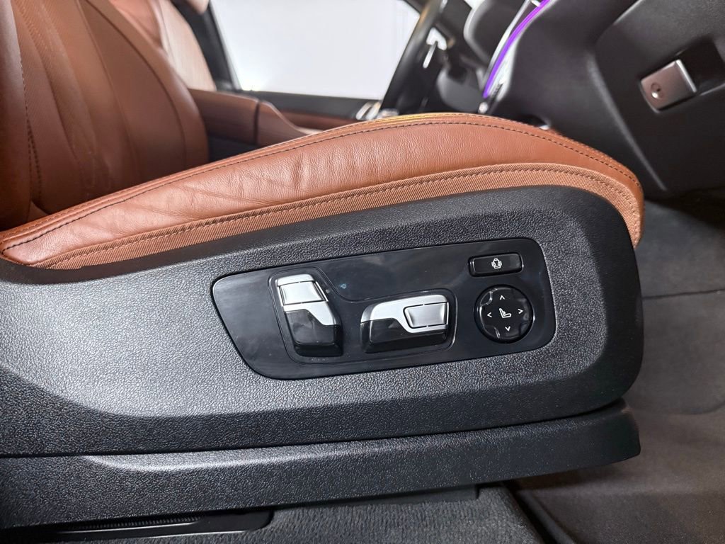 Used 2022 BMW X5 xDrive45e w/ M Sport Package image 29