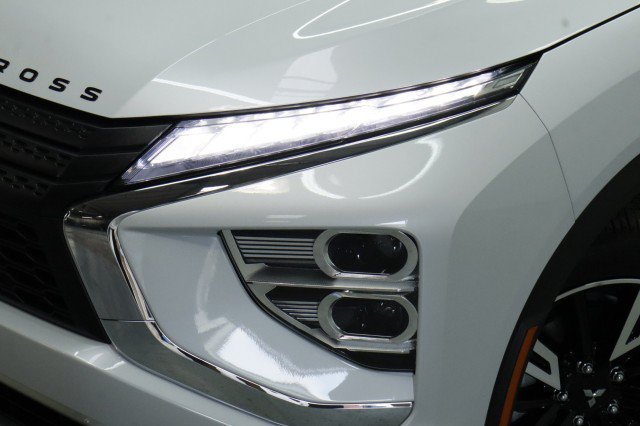New 2026 Mitsubishi Eclipse Cross SE AWD/4WD image 2