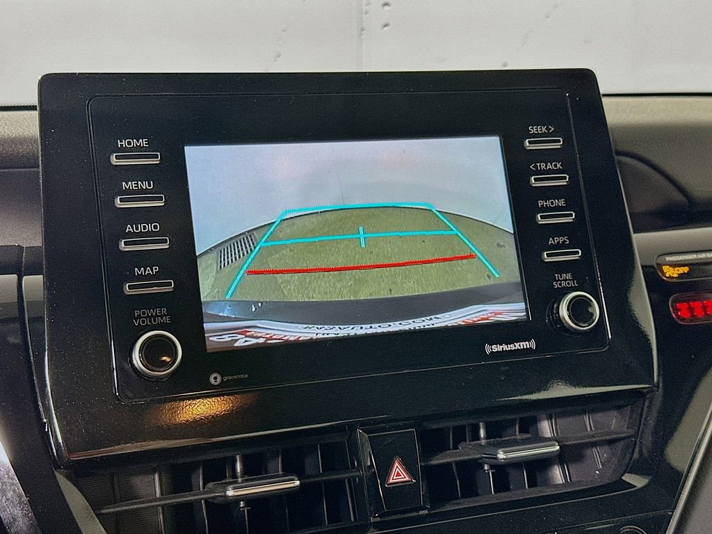Used 2024 Toyota Camry SE FWD image 9