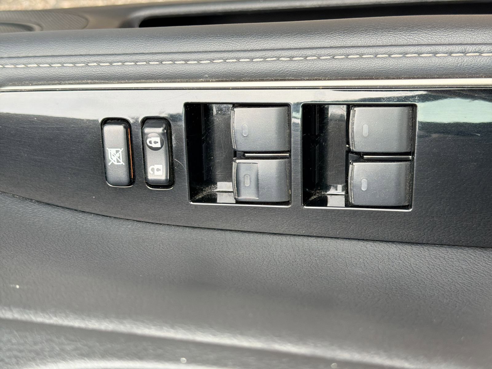 Used 2018 Lexus ES 350 w/ Premier Package image 23