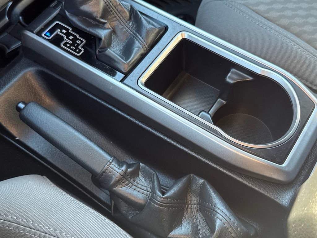 Used 2022 Toyota Tacoma SR5 image 26