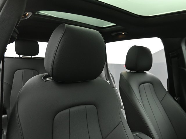 New 2026 Mercedes-Benz GLB 250 4MATIC image 29