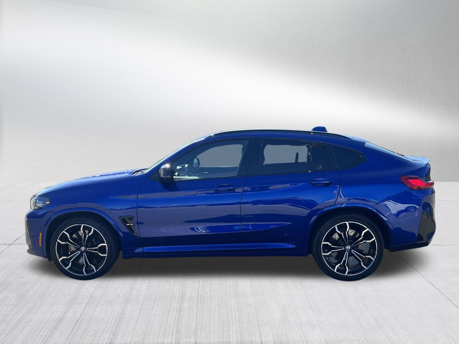 Used 2024 BMW X4 M w/ Competition Package AWD/4WD image 4
