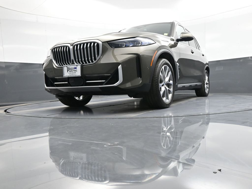 Used 2025 BMW X5 xDrive40i w/ Climate Comfort Package image 30