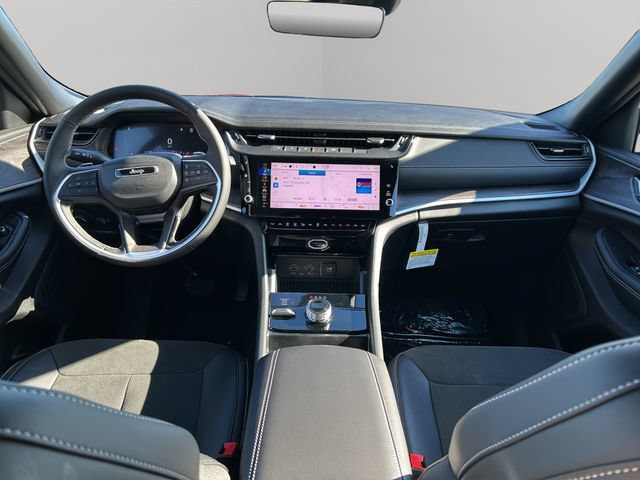 New 2026 Jeep Grand Cherokee Altitude AWD/4WD image 12
