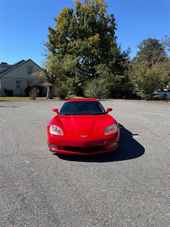 Used 2008 Chevrolet Corvette Coupe w/ Preferred Equipment Group RWD image 8