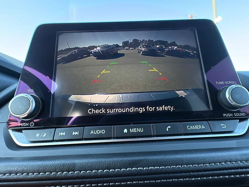 Certified 2025 Nissan Rogue SV AWD/4WD image 16