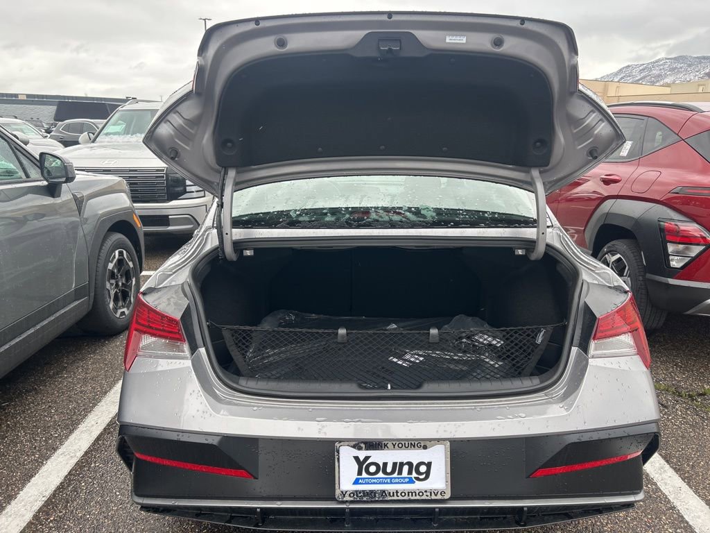 New 2026 Hyundai Elantra SEL Sport Premium image 23