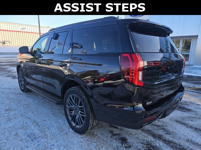 New 2026 Ford Expedition Platinum image 6