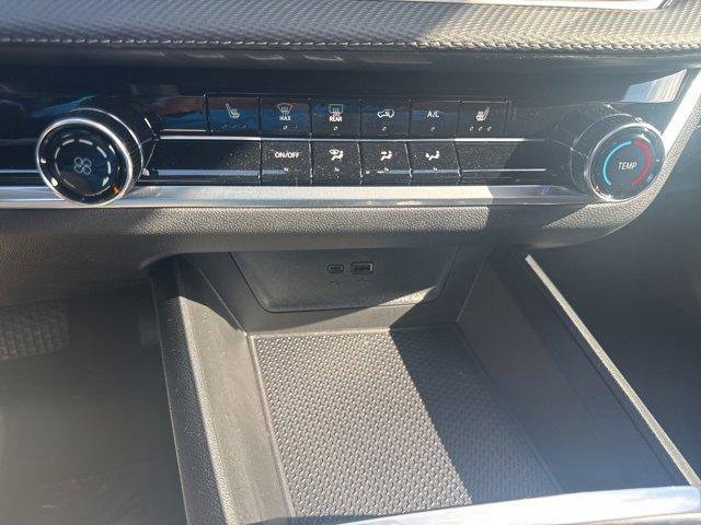 New 2026 Chevrolet Equinox LT w/ Midnight Edition image 14