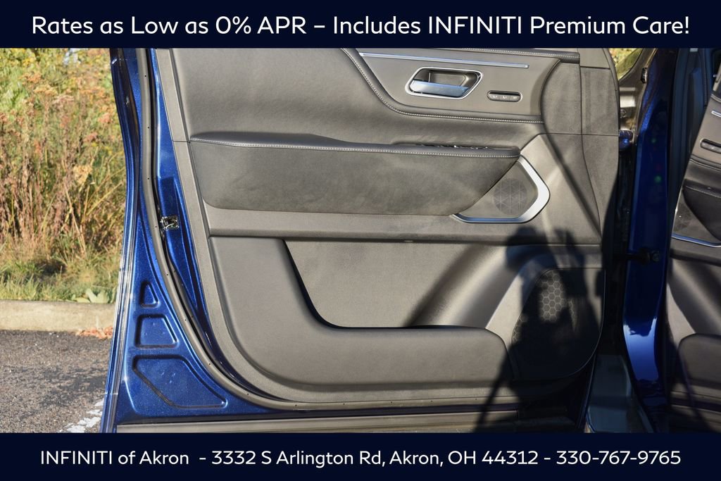 New 2025 INFINITI QX80 Luxe image 9