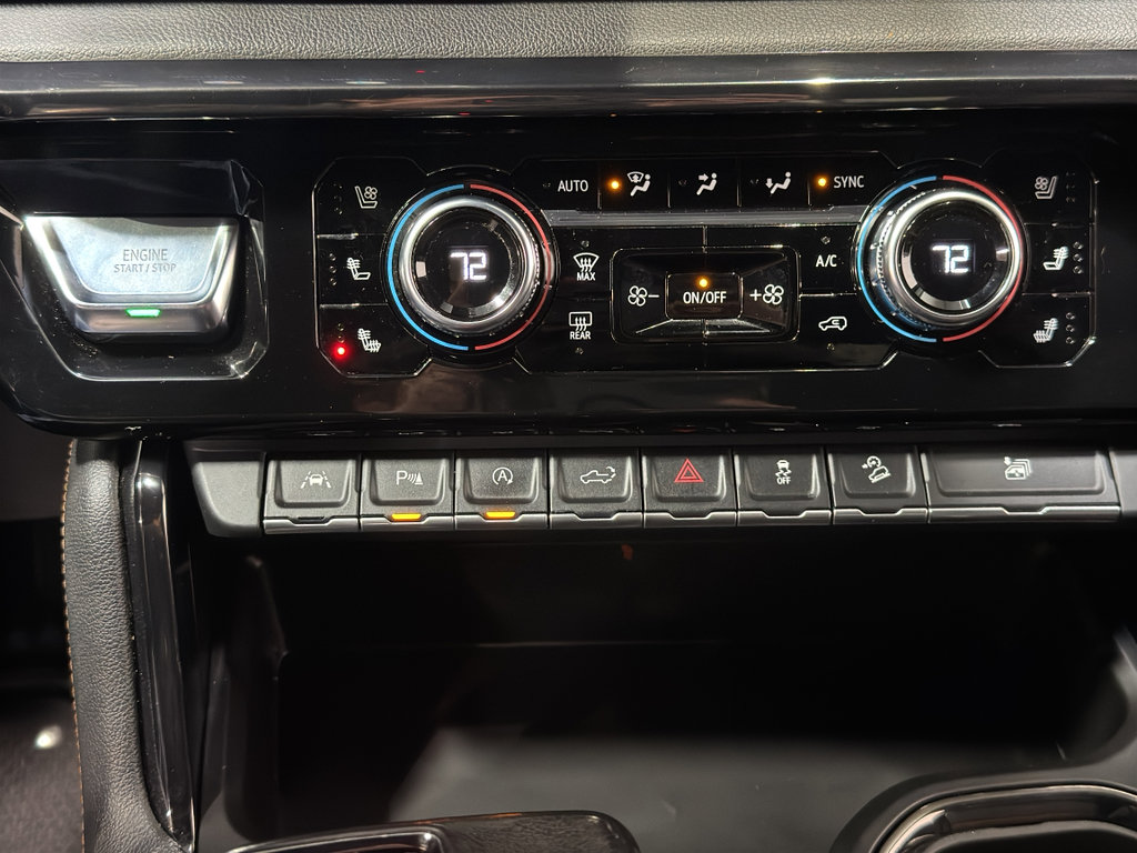 Used 2022 GMC Sierra 1500 AT4 w/ Sierra Safety Plus Package image 36