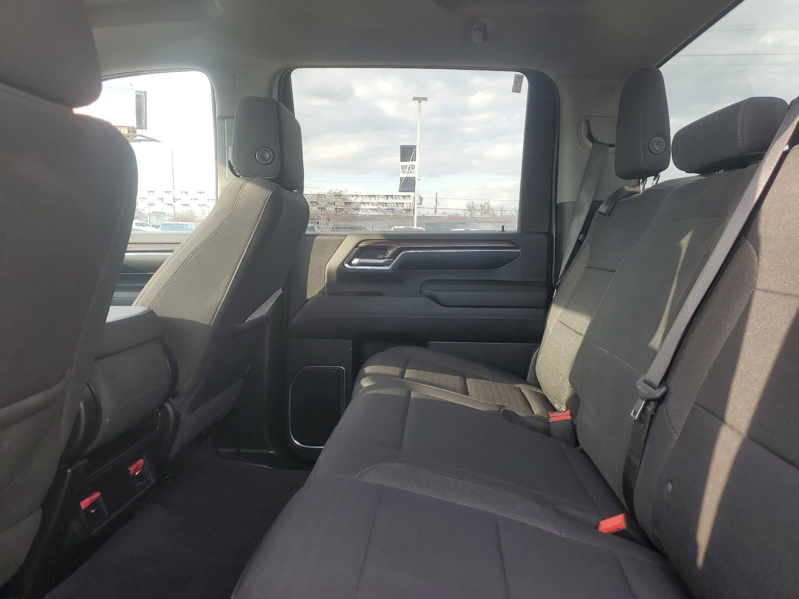 Used 2024 Chevrolet Silverado 2500 LT image 12