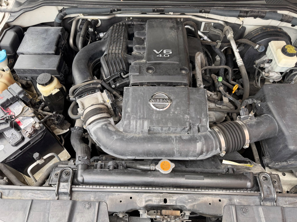 Used 2007 Nissan Xterra S w/ Utility Pkg image 11