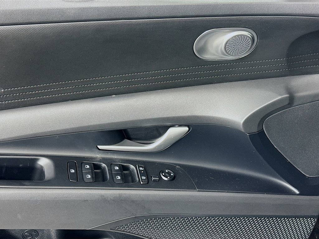 New 2026 Hyundai Elantra Blue image 18