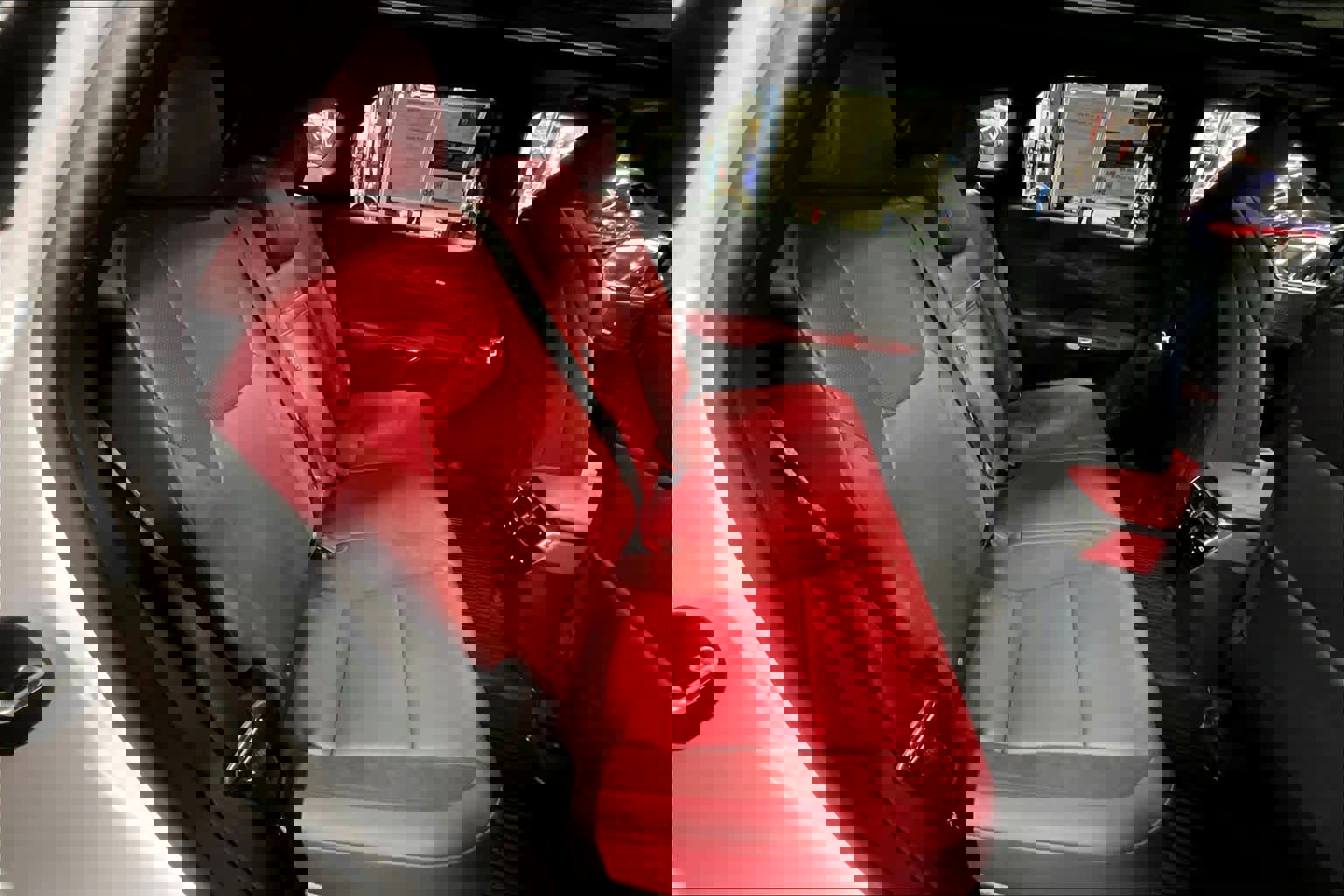 Used 2024 Lexus RX 500h F Sport image 18