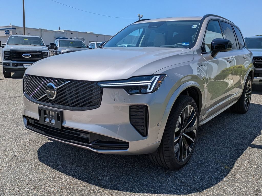 New 2026 Volvo XC90 T8 Ultra w/ Lounge Package AWD/4WD image 8