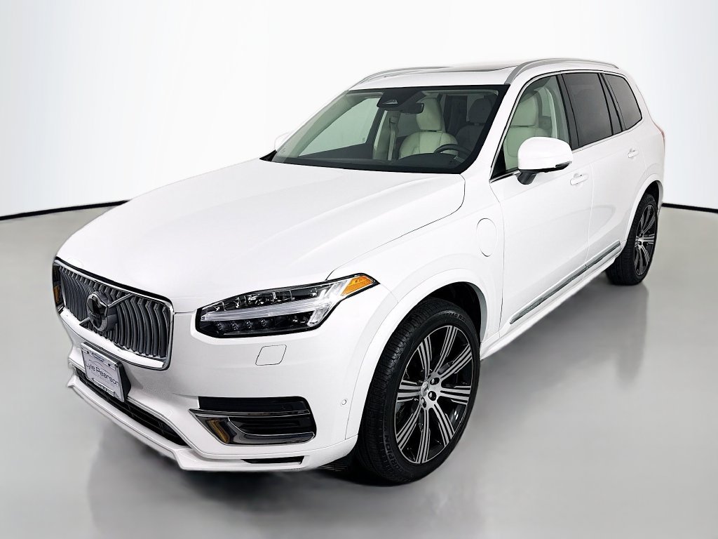 Used 2024 Volvo XC90 T8 Plus w/ Protection Package Premier