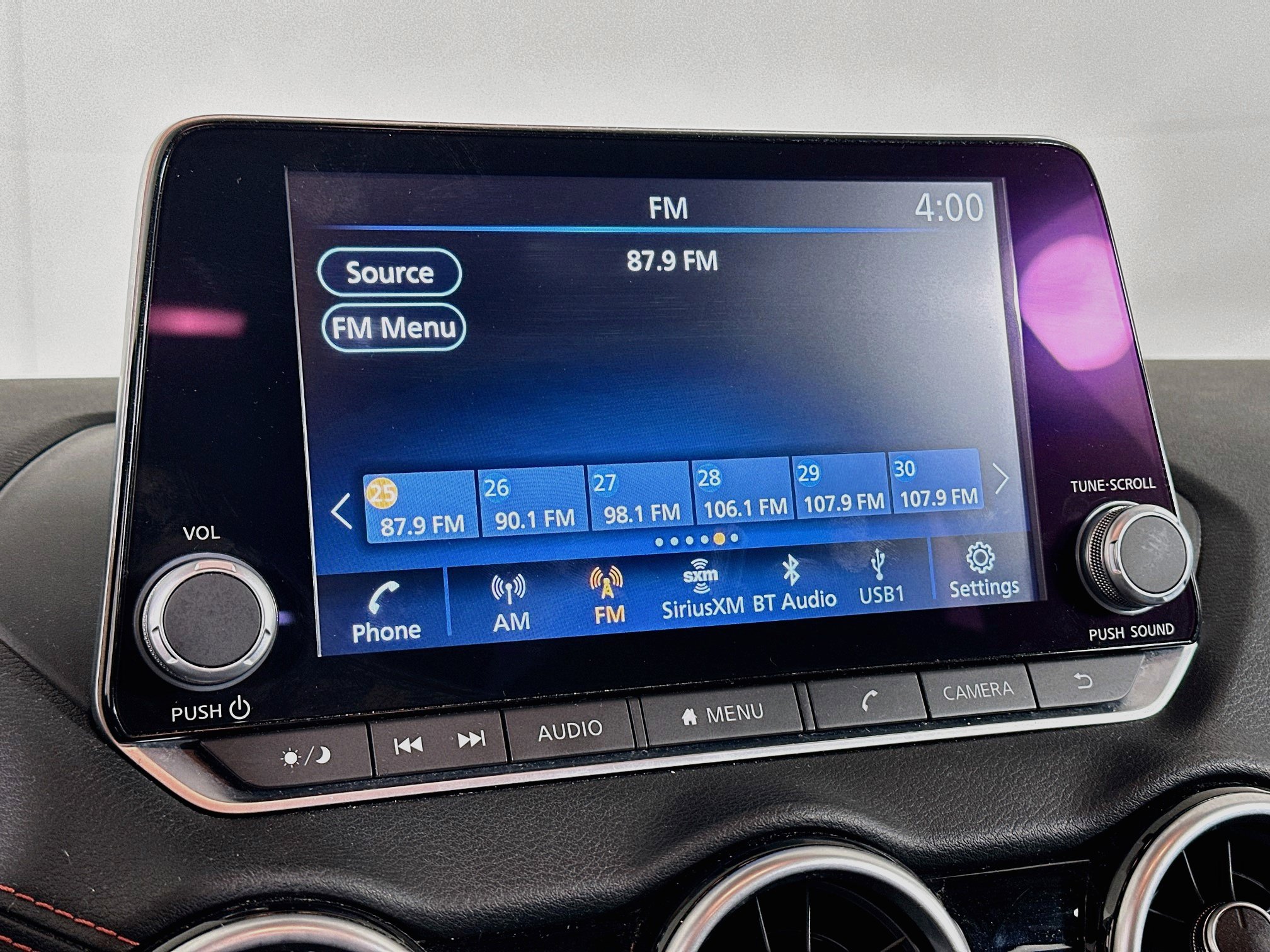 Used 2025 Nissan Sentra SR FWD image 21