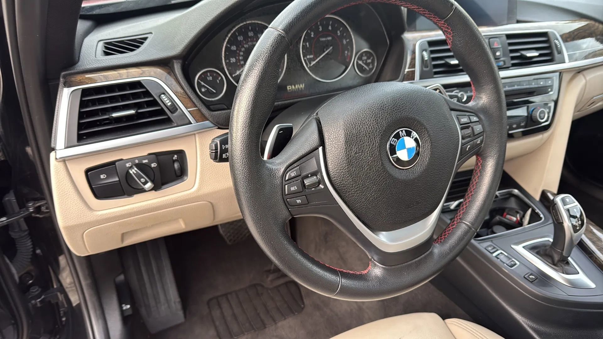 Used 2016 BMW 328i Sedan image 25