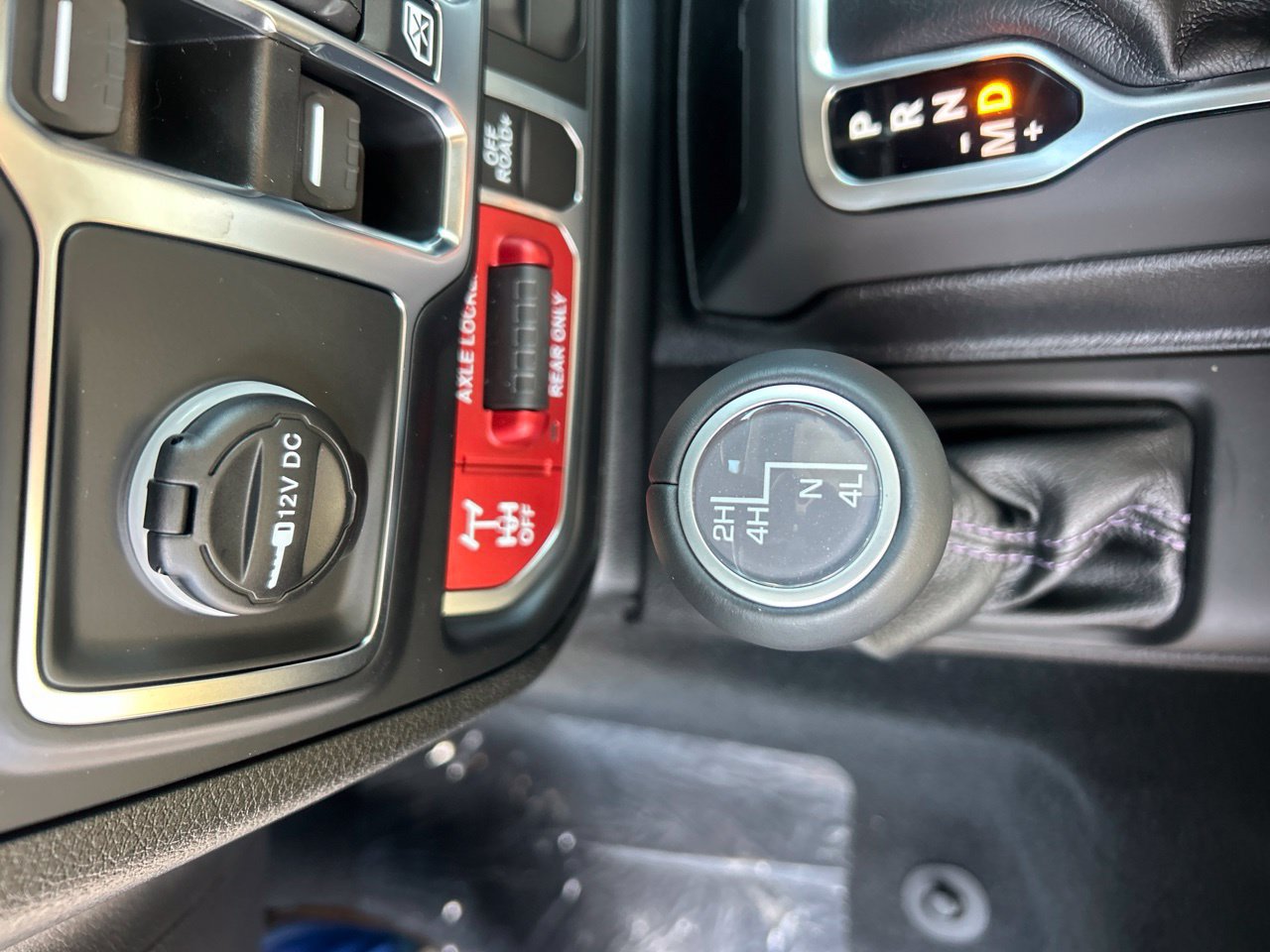 New 2026 Jeep Gladiator Sport AWD/4WD image 22