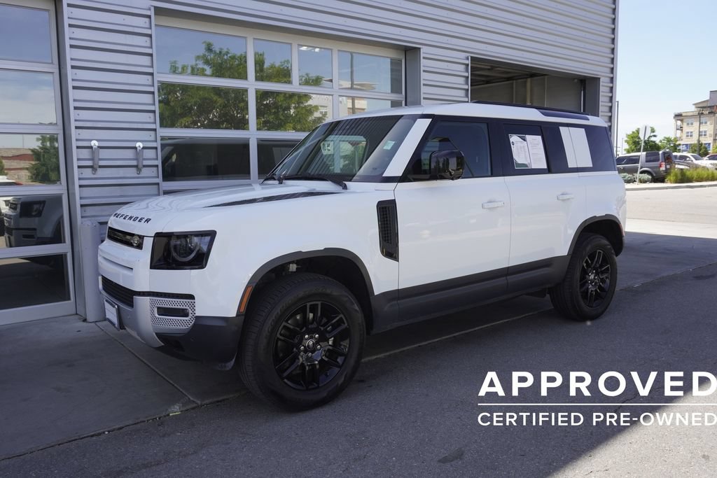 Used 2025 Land Rover Defender 110 S AWD/4WD image 3