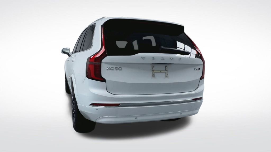 New 2026 Volvo XC90 B6 Ultra w/ Protection Package image 7