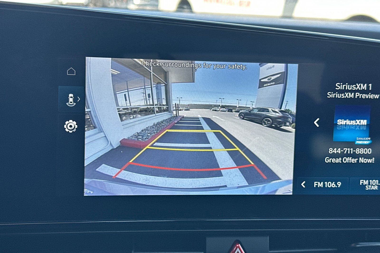 Used 2025 Hyundai Elantra SEL FWD image 22